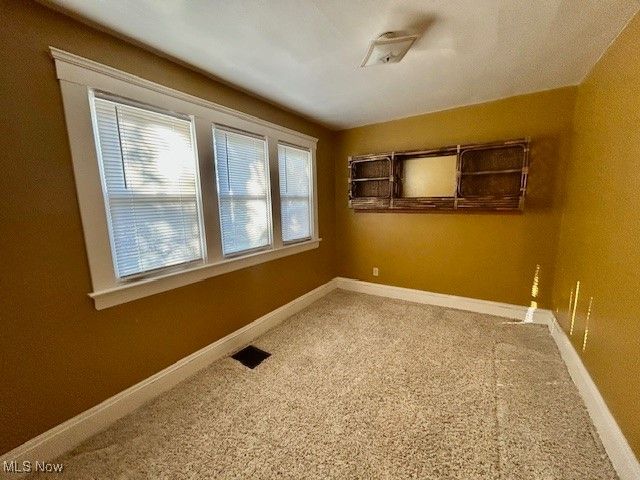 7987 Ridge Road, North Royalton, OH 44133