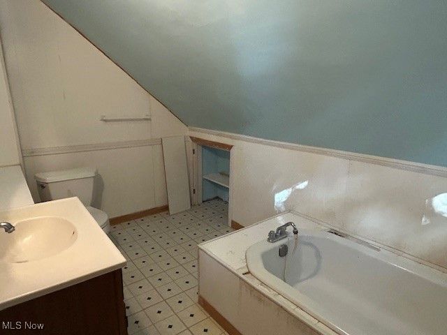 7987 Ridge Road, North Royalton, OH 44133