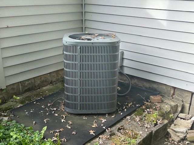 7987 Ridge Road, North Royalton, OH 44133