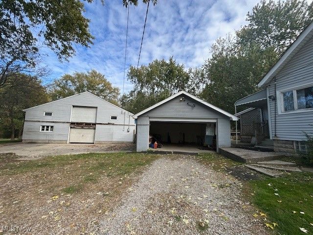 7987 Ridge Road, North Royalton, OH 44133