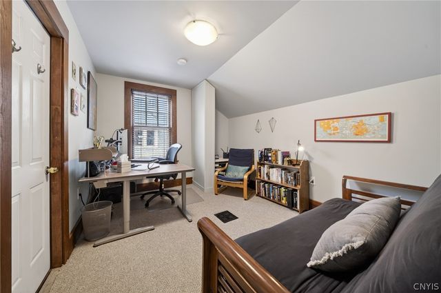 213 Cambridge Street, Syracuse, NY 13210