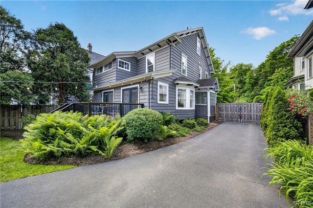 213 Cambridge Street, Syracuse, NY 13210