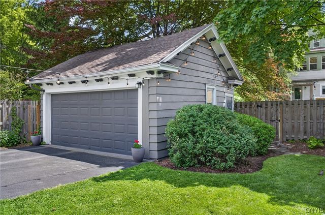 213 Cambridge Street, Syracuse, NY 13210