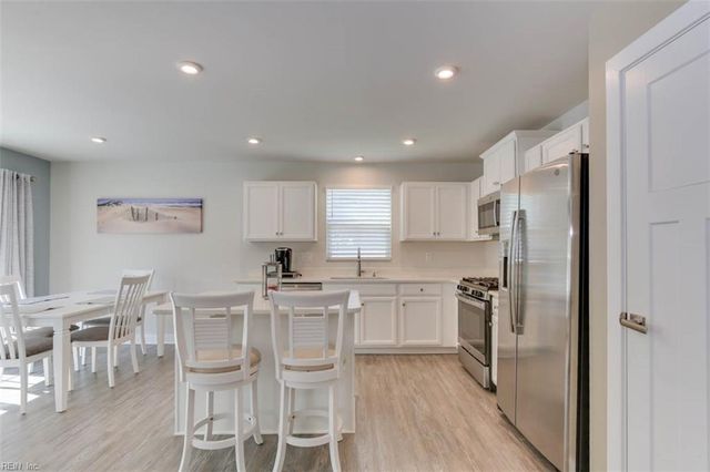 306 Arbordale LOOP, Williamsburg, VA 23188