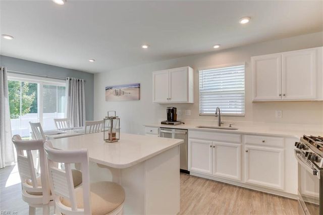 306 Arbordale LOOP, Williamsburg, VA 23188