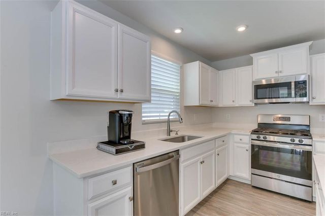 306 Arbordale LOOP, Williamsburg, VA 23188