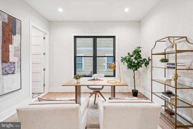 6707 HALLWOOD AVE, Falls Church, VA 22046