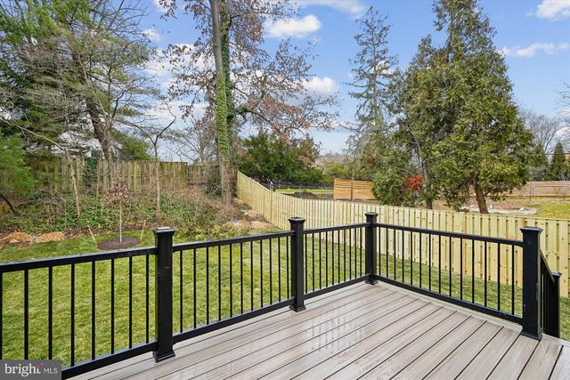 6707 HALLWOOD AVE, Falls Church, VA 22046