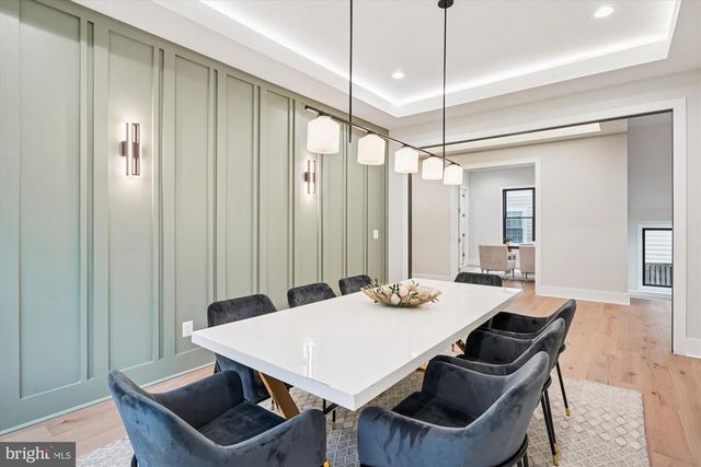 6707 HALLWOOD AVE, Falls Church, VA 22046