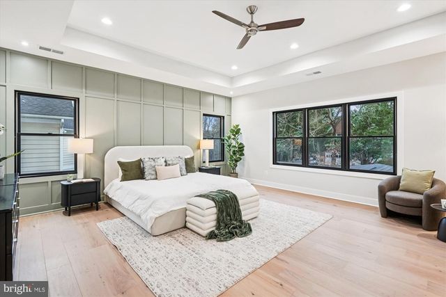 6707 HALLWOOD AVE, Falls Church, VA 22046