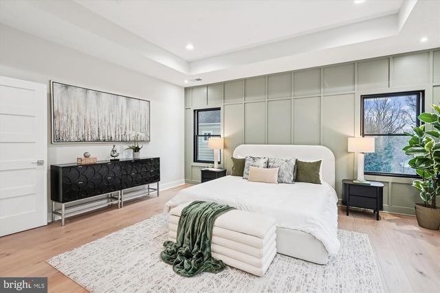 6707 HALLWOOD AVE, Falls Church, VA 22046