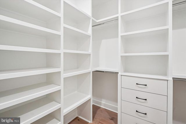 6707 HALLWOOD AVE, Falls Church, VA 22046