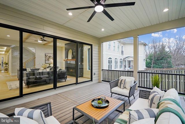 6707 HALLWOOD AVE, Falls Church, VA 22046