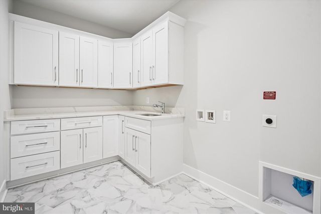 6707 HALLWOOD AVE, Falls Church, VA 22046