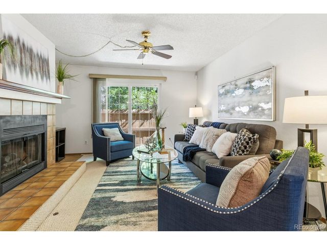 1924 Newland Ct, Lakewood, CO 80214