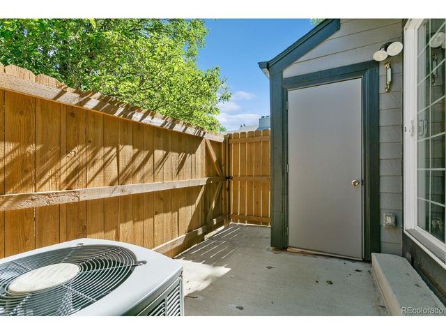 1924 Newland Ct, Lakewood, CO 80214
