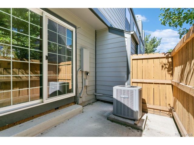 1924 Newland Ct, Lakewood, CO 80214