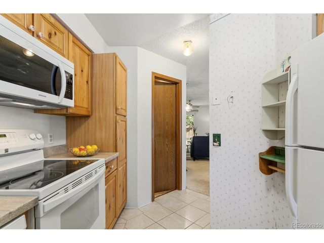 1924 Newland Ct, Lakewood, CO 80214