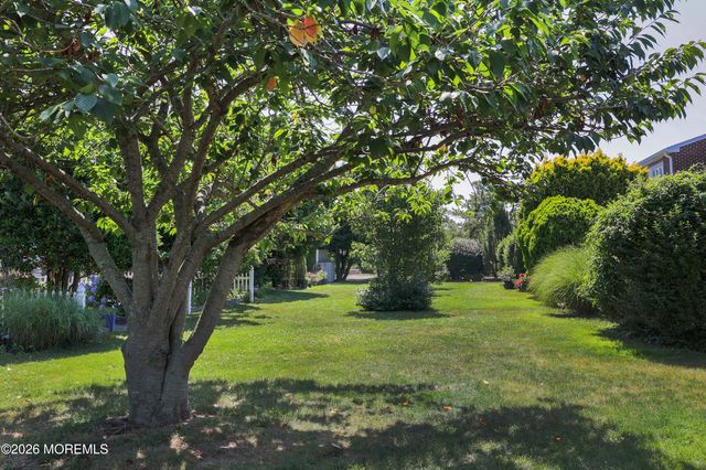 25 Meadow Avenue Unit 26, Monmouth Beach, NJ 07750