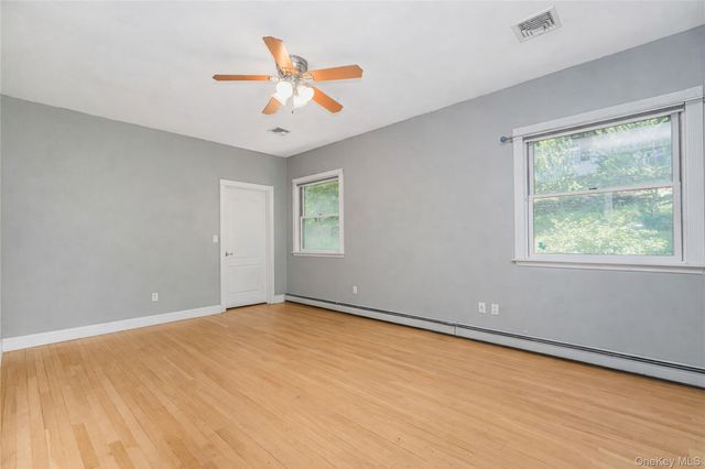 16 Diana Trail, Staten Island, NY 10304