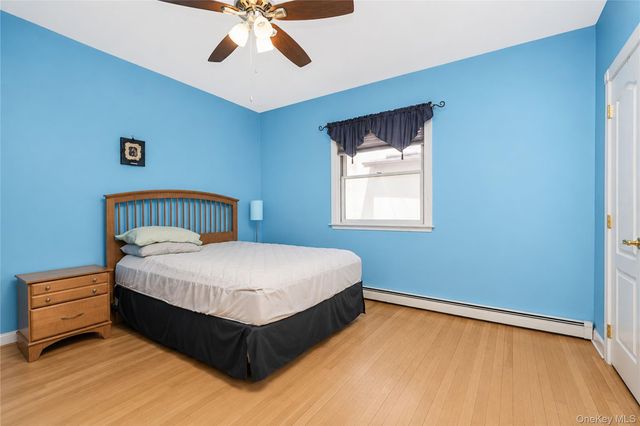 16 Diana Trail, Staten Island, NY 10304