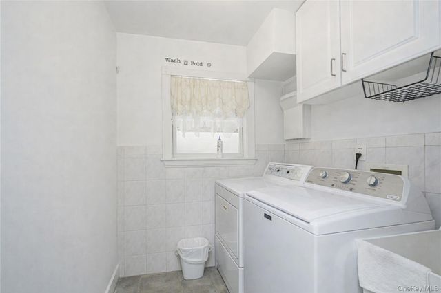 16 Diana Trail, Staten Island, NY 10304