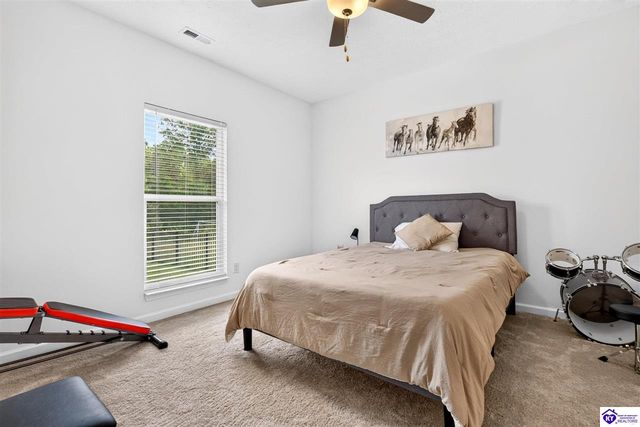 17012 Meander Way, Louisville, KY 40245
