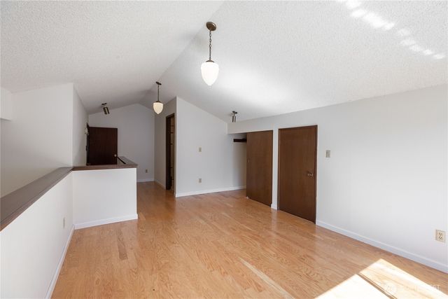 932 S 245th Place, Des Moines, WA 98198