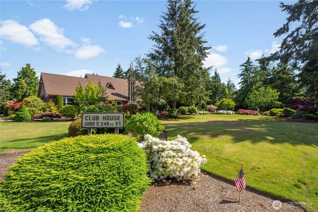 932 S 245th Place, Des Moines, WA 98198