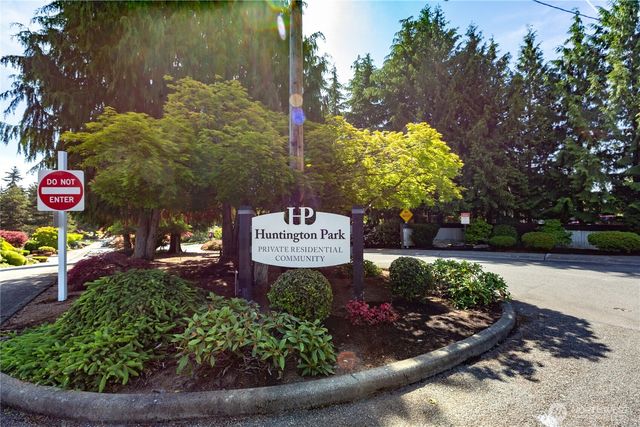 932 S 245th Place, Des Moines, WA 98198