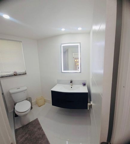 18740 NE 18th Ave 142, Miami, FL 33179