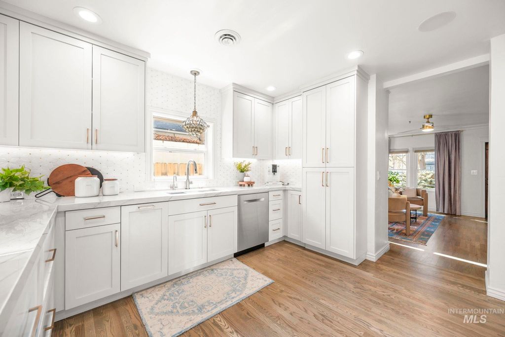 1414 N 8th St, Boise, ID 83702 photo 12