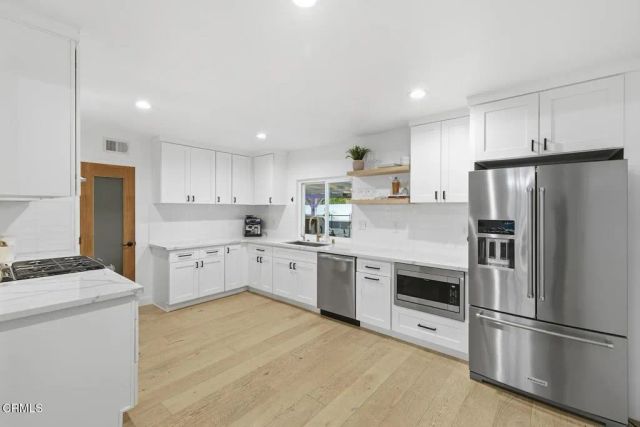 1594 Kirk Avenue, Thousand Oaks, CA 91360