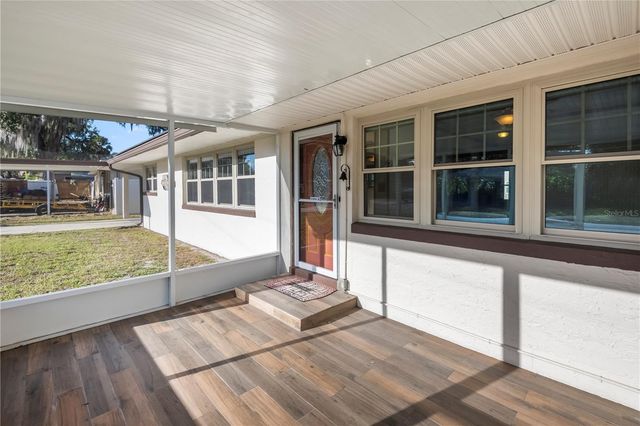 307 ESTRELLA WAY, Auburndale, FL 33823