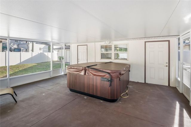 307 ESTRELLA WAY, Auburndale, FL 33823