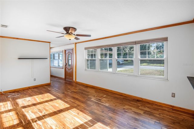 307 ESTRELLA WAY, Auburndale, FL 33823