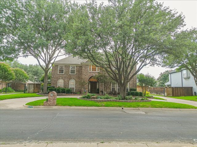 6717 Savannah Lane, Fort Worth, TX 76132