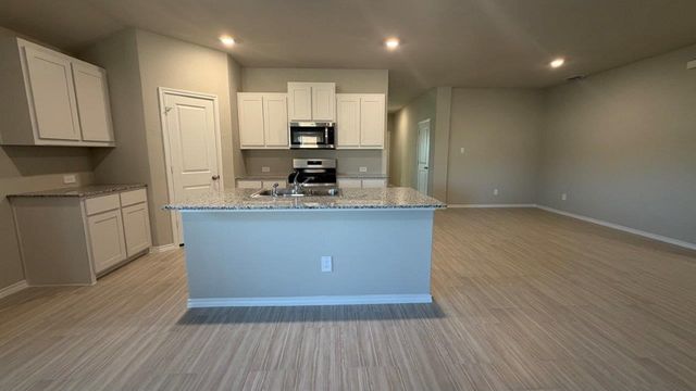 5404 FLANNEL Lane, Denton, TX 76249