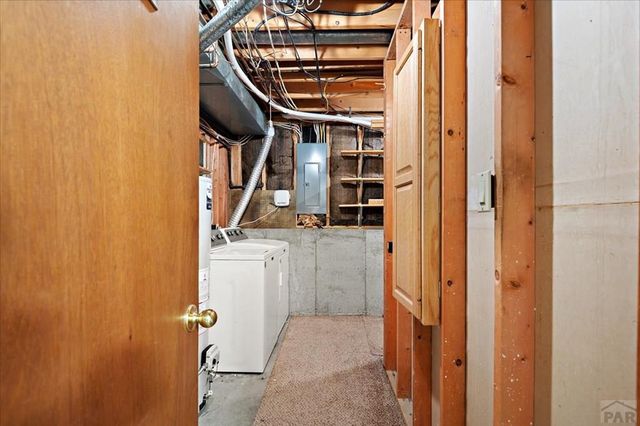 208 Starlite Dr, Pueblo, CO 81005