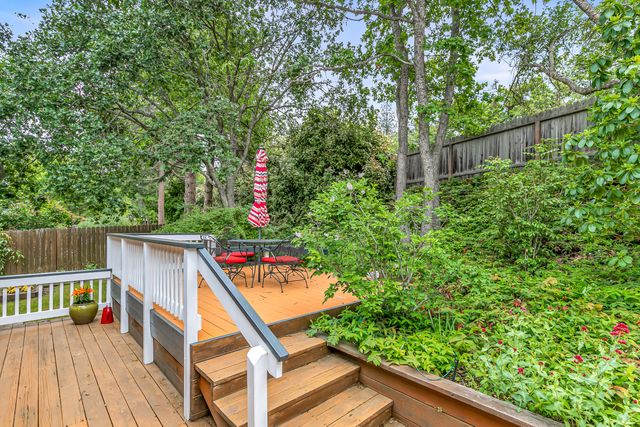 1768 Crestview Drive, Ashland, OR 97520