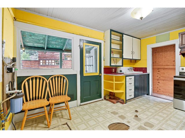 6122 Fourmile Canyon Dr, Boulder, CO 80302