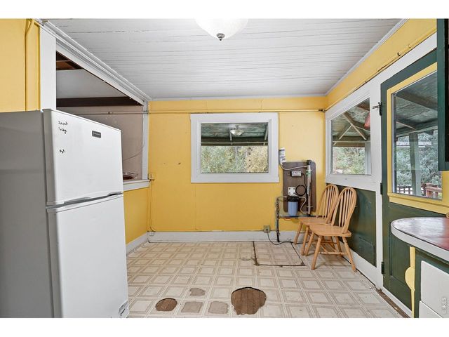 6122 Fourmile Canyon Dr, Boulder, CO 80302