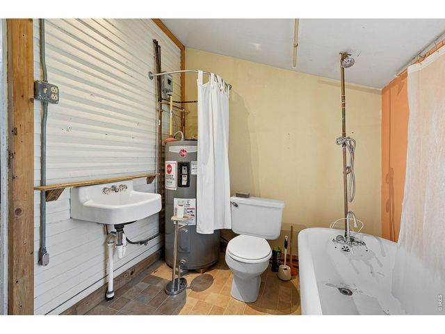 6122 Fourmile Canyon Dr, Boulder, CO 80302