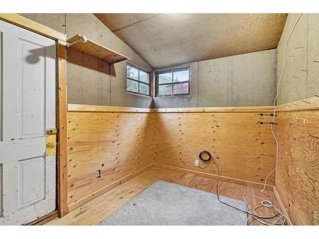 6122 Fourmile Canyon Dr, Boulder, CO 80302