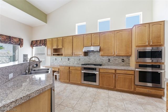 7064 New Moon Way, Las Vegas, NV 89110