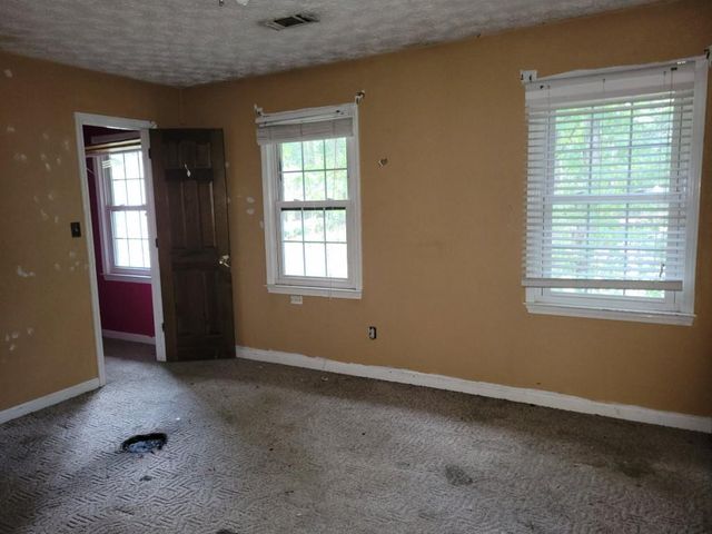 135 Pamela Court, Fayetteville, GA 30214