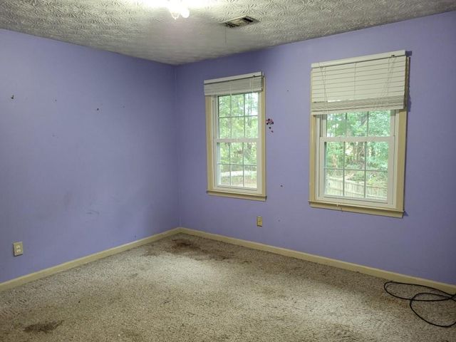 135 Pamela Court, Fayetteville, GA 30214