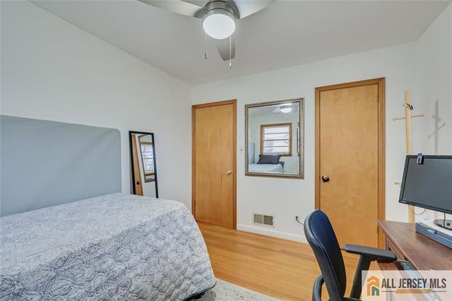 26 Goodwill Place, Metuchen, NJ 08840