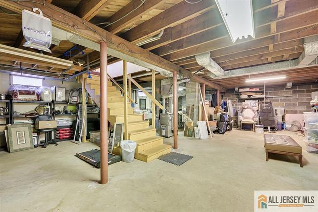 26 Goodwill Place, Metuchen, NJ 08840