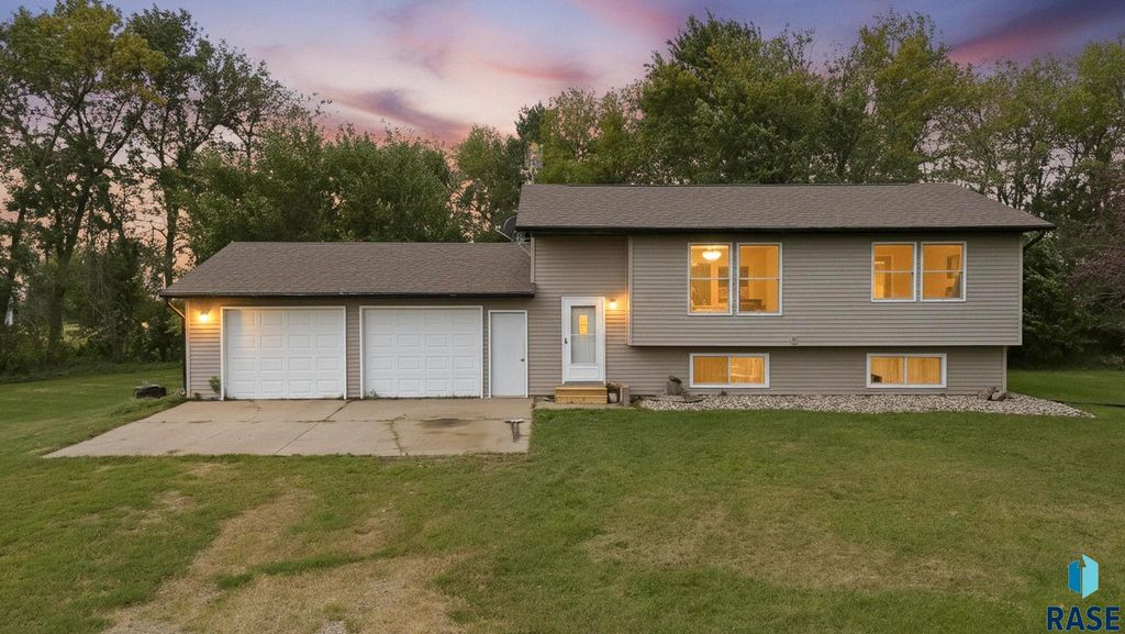 27601 473rd Ave Avenue, Worthing, SD 57077